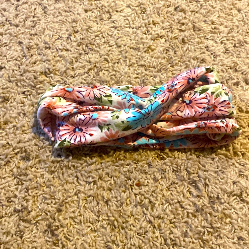 Flower head band